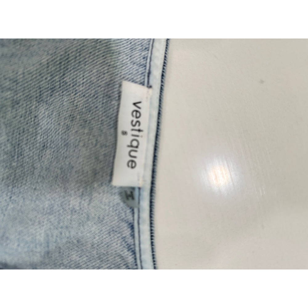 Vestique Womens Light Wash Denim Cropped Vest V-Neck Button Front Blue Small - Picture 2 of 5
